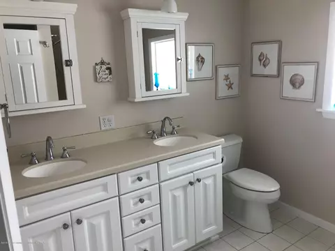 1713 E Stoll Rd, Lansing, MI 48906 photo 12