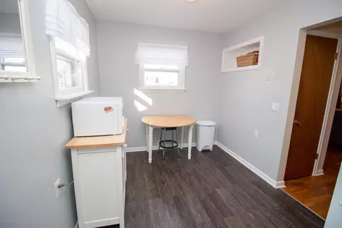 1817 Alpha St, Lansing, MI 48910 photo 10
