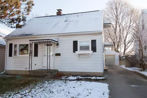 1817 Alpha St, Lansing, MI 48910 photo 3