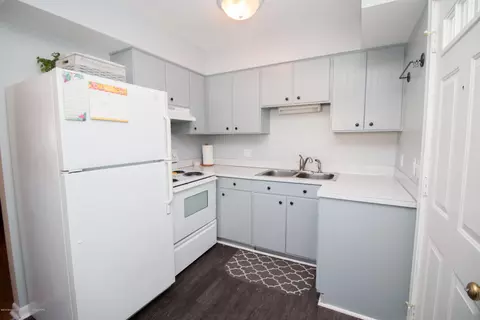 1817 Alpha St, Lansing, MI 48910 photo 7
