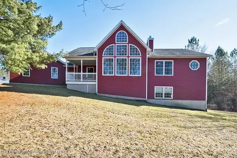 8195 W Beard Rd, Perry, MI 48872 photo 1
