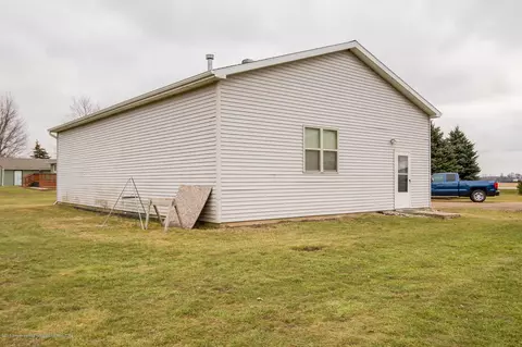 1747 E Townsend Rd, Saint Johns, MI 48879 photo 25