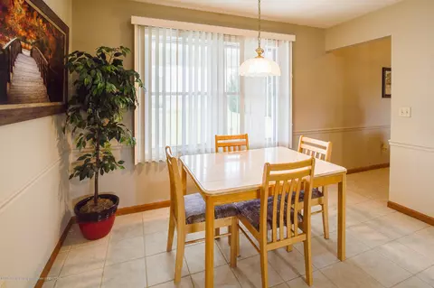 1747 E Townsend Rd, Saint Johns, MI 48879 photo 6