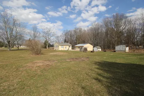 5896 Harper Rd, Holt, MI 48842 photo 4
