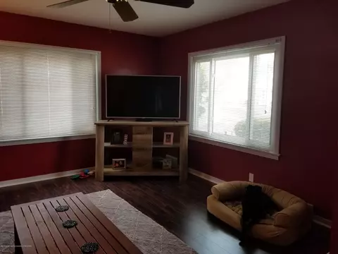 2139 Coolidge St, Lansing, MI 48906 photo 3