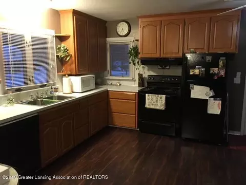 2139 Coolidge St, Lansing, MI 48906 photo 7