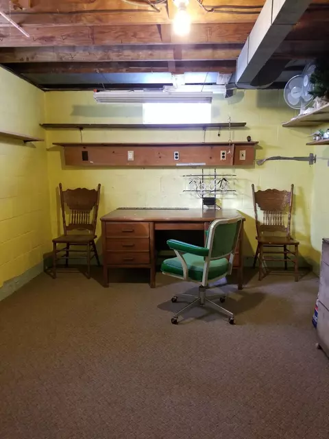 2139 Coolidge St, Lansing, MI 48906 photo 30