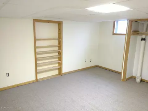 1730 Nottingham Rd, Lansing, MI 48911 photo 9