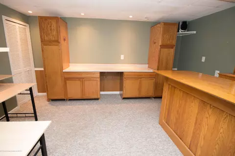 220 E Claremore Dr, Lansing, MI 48911 photo 17