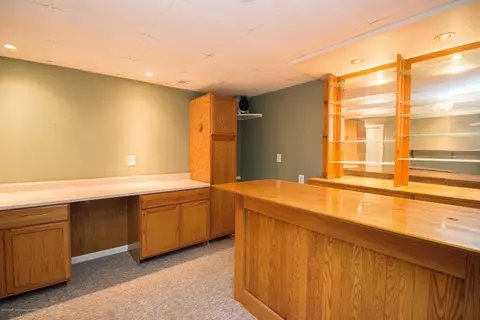 220 E Claremore Dr, Lansing, MI 48911 photo 16
