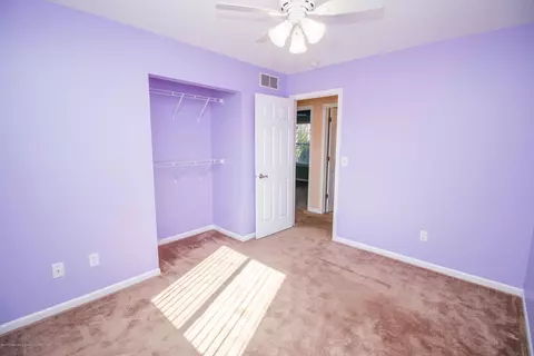 220 E Claremore Dr, Lansing, MI 48911 photo 10