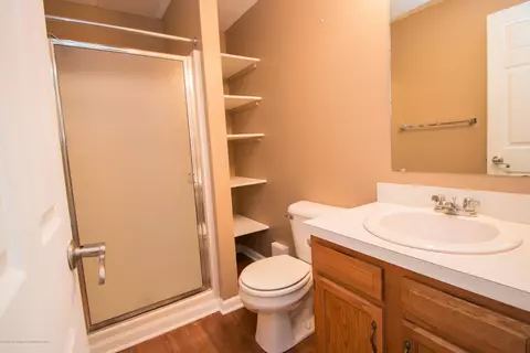 220 E Claremore Dr, Lansing, MI 48911 photo 18