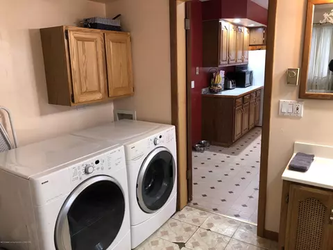 507 E Higham St, Saint Johns, MI 48879 photo 14