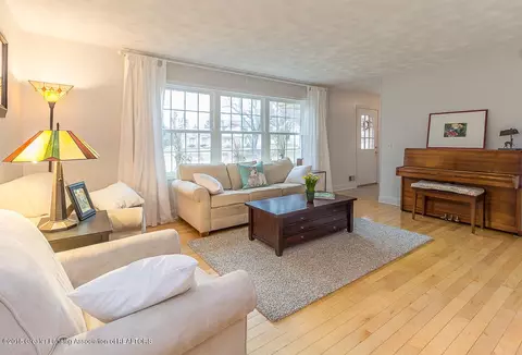 1611 Waxwing, Dewitt, MI 48820 photo 3