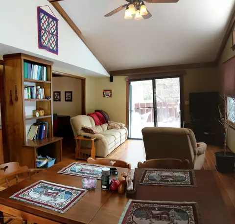 2104 Piney Point Dr, Lansing, MI 48917 photo 7