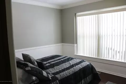 2104 Piney Point Dr, Lansing, MI 48917 photo 9