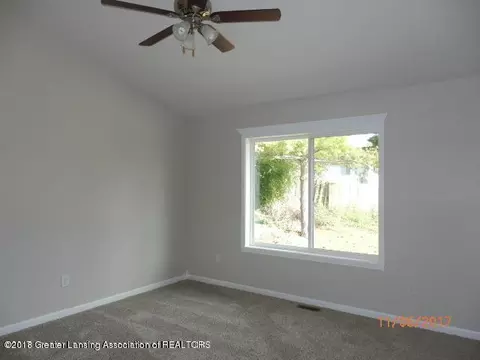 302 N Scott St, Dewitt, MI 48820 photo 11
