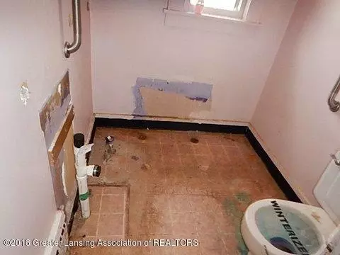 333 E South St, Jackson, MI 49203 photo 9