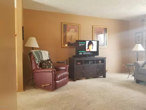 6271 High St, Haslett, MI 48840 photo 8