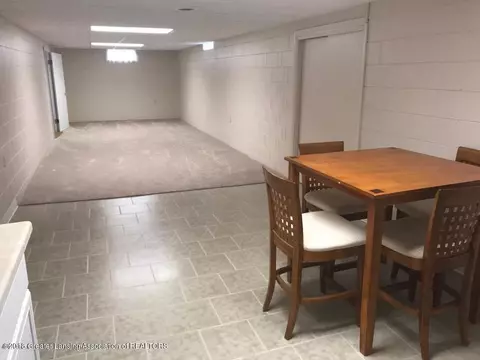1369 W Dill Rd, Dewitt, MI 48820 photo 3