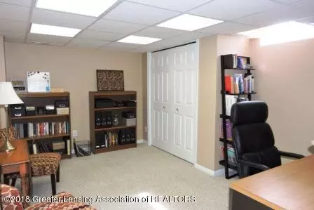 13102 Blaisdell Dr, Dewitt, MI 48820 photo 26