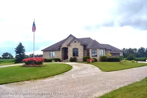 10555 W Cutler Rd, Eagle, MI 48822 photo 1