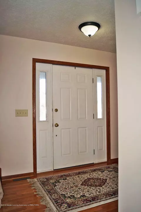 509 Windy Rush Ln, Dewitt, MI 48820 photo 3