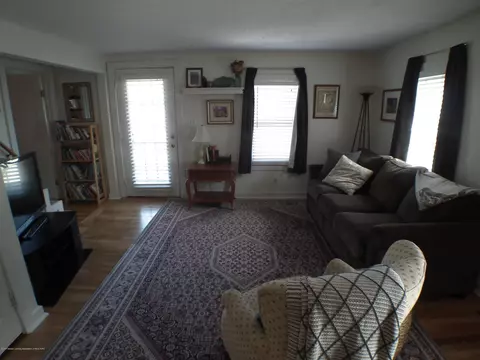 207 Wilson St, Dewitt, MI 48820 photo 3