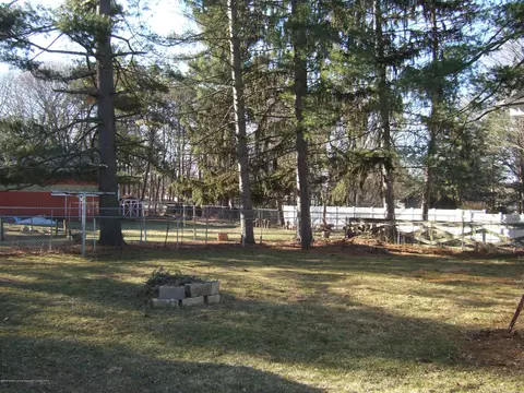 154 Cherry, Dimondale, MI 48821 photo 20