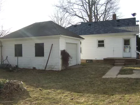 154 Cherry, Dimondale, MI 48821 photo 16