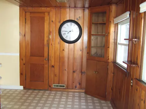 154 Cherry, Dimondale, MI 48821 photo 12
