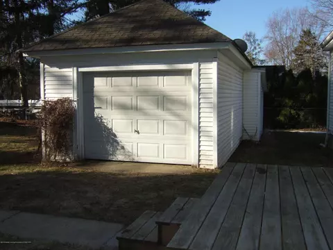 154 Cherry, Dimondale, MI 48821 photo 17