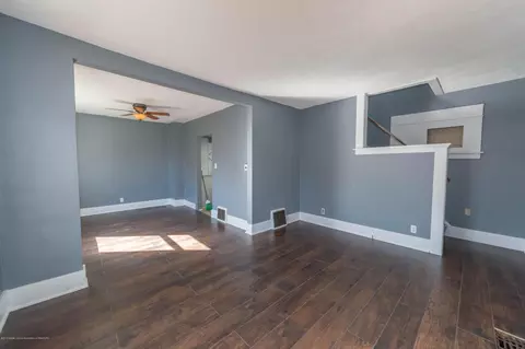 816 E North St, Lansing, MI 48906 photo 3