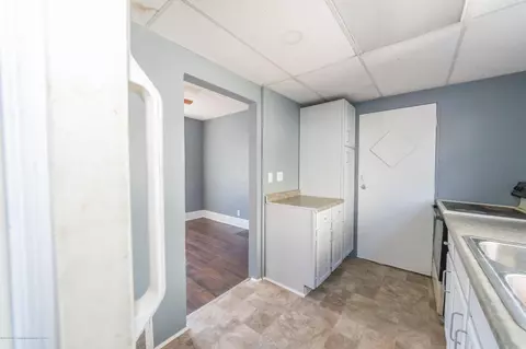 816 E North St, Lansing, MI 48906 photo 8