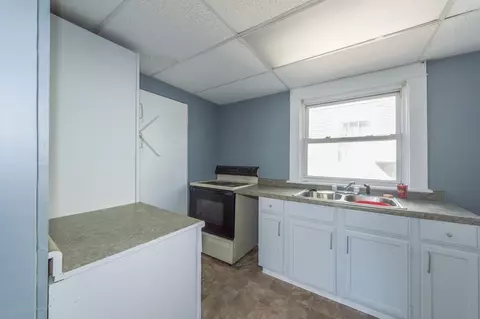 816 E North St, Lansing, MI 48906 photo 6