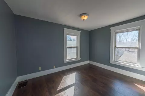 816 E North St, Lansing, MI 48906 photo 10