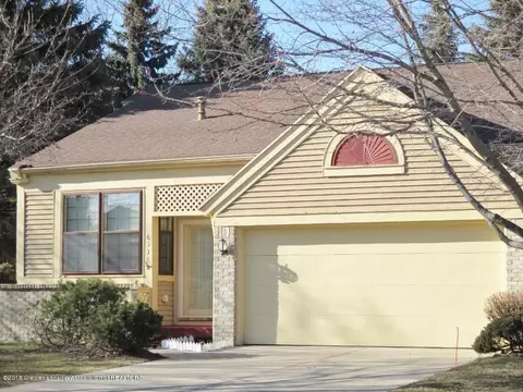 6516 Springtree Ln, Lansing, MI 48917 photo 2