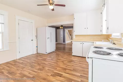 603 Iris Ave, Lansing, MI 48917 photo 5