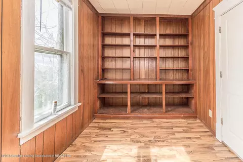 603 Iris Ave, Lansing, MI 48917 photo 7