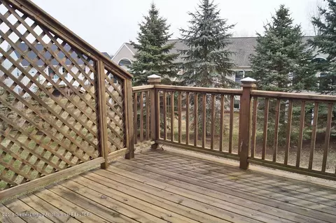 41 Harrogate Dr, Mason, MI 48854 photo 5