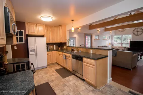 5642 Green Rd, Haslett, MI 48840 photo 6