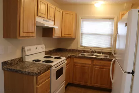 624 Iris Ave, Lansing, MI 48917 photo 5