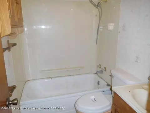 341 N Rogers St, Mason, MI 48854 photo 7