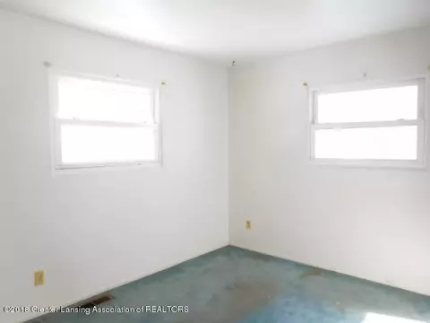 341 N Rogers St, Mason, MI 48854 photo 9