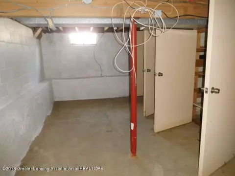 341 N Rogers St, Mason, MI 48854 photo 10