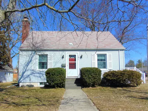 121 E Willow, Perry, MI 48872 photo 1