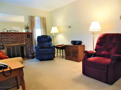 121 E Willow, Perry, MI 48872 photo 2