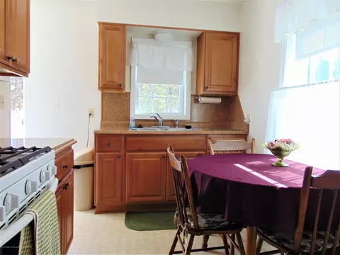 121 E Willow, Perry, MI 48872 photo 6