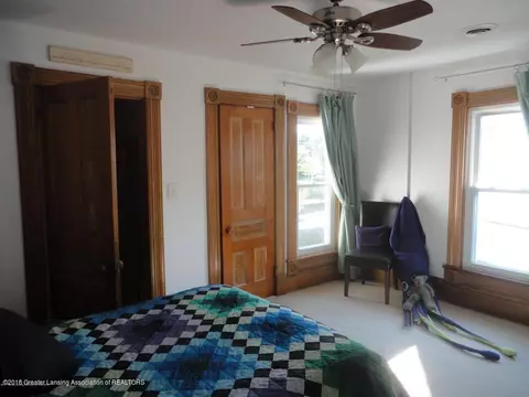 405 E Walker St, Saint Johns, MI 48879 photo 15