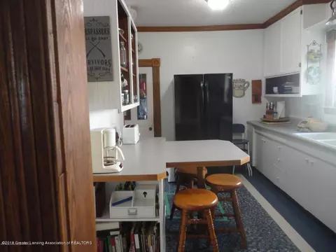 405 E Walker St, Saint Johns, MI 48879 photo 11